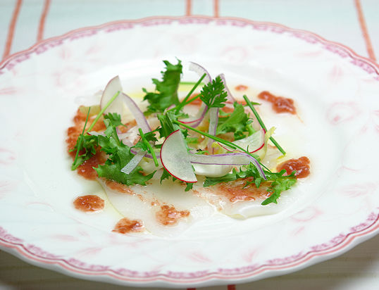 パレ・ド・バルブ「鮮魚のカルパッチョ 梅肉ソース」